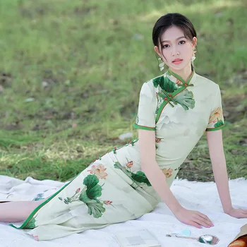 Qipao Uzun Yaz 2023 Genç Kızlar Çin Geleneksel Tarzı Vintage Cheongsam Podyum Akşam Parti Elbise Kadınlar için