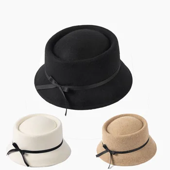 2023 Yeni Kış Moda Retro Sıcak Tutmak Yün Beyaz Kadın Fedora Bayan Şapka Açık Bayan Keçe Kap Urgan Yay Gösterisi Poz Kova Şapka