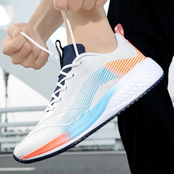 Erkekler için Ayakkabı 2023 Yaz Nefes Erkek Rahat koşu ayakkabıları Marka Tasarımcısı Orijinal moda Ayakkabı Adam için Ücretsiz Kargo